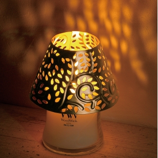 WoodWick�V�F�[�h�l�y�W���[�l��p�z�@�S�[���h���[�t